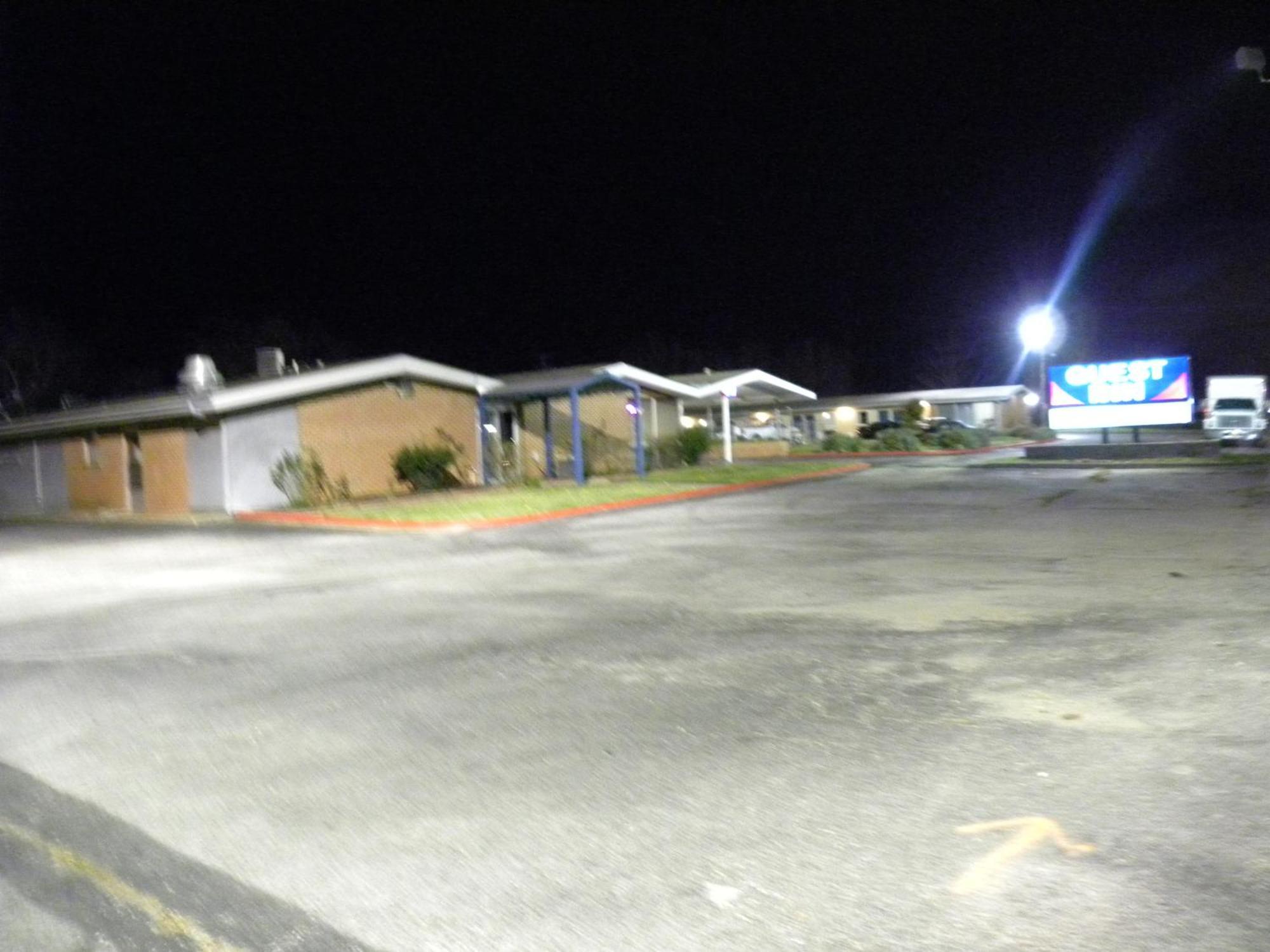 Guest Inn โรเจอร์ส ภายนอก รูปภาพ